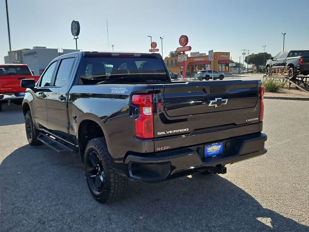 Used 2022 Chevrolet Silverado 1500 Custom Trail Boss AWD/4WD image 6
