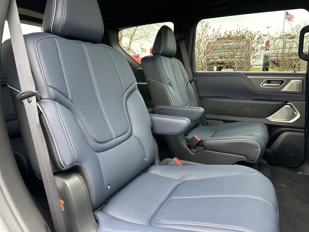 New 2026 INFINITI QX80 4WD w/ Sport Exterior Package image 26