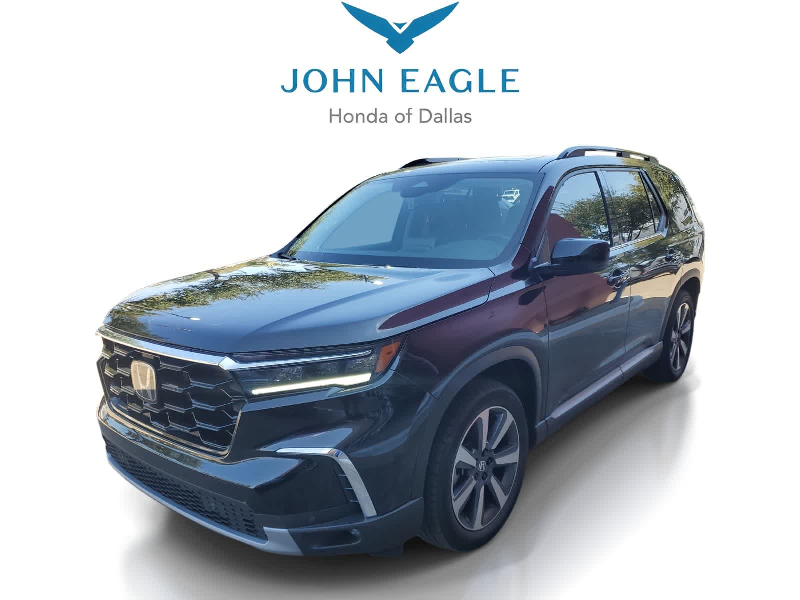 Used 2023 Honda Pilot Touring image 1