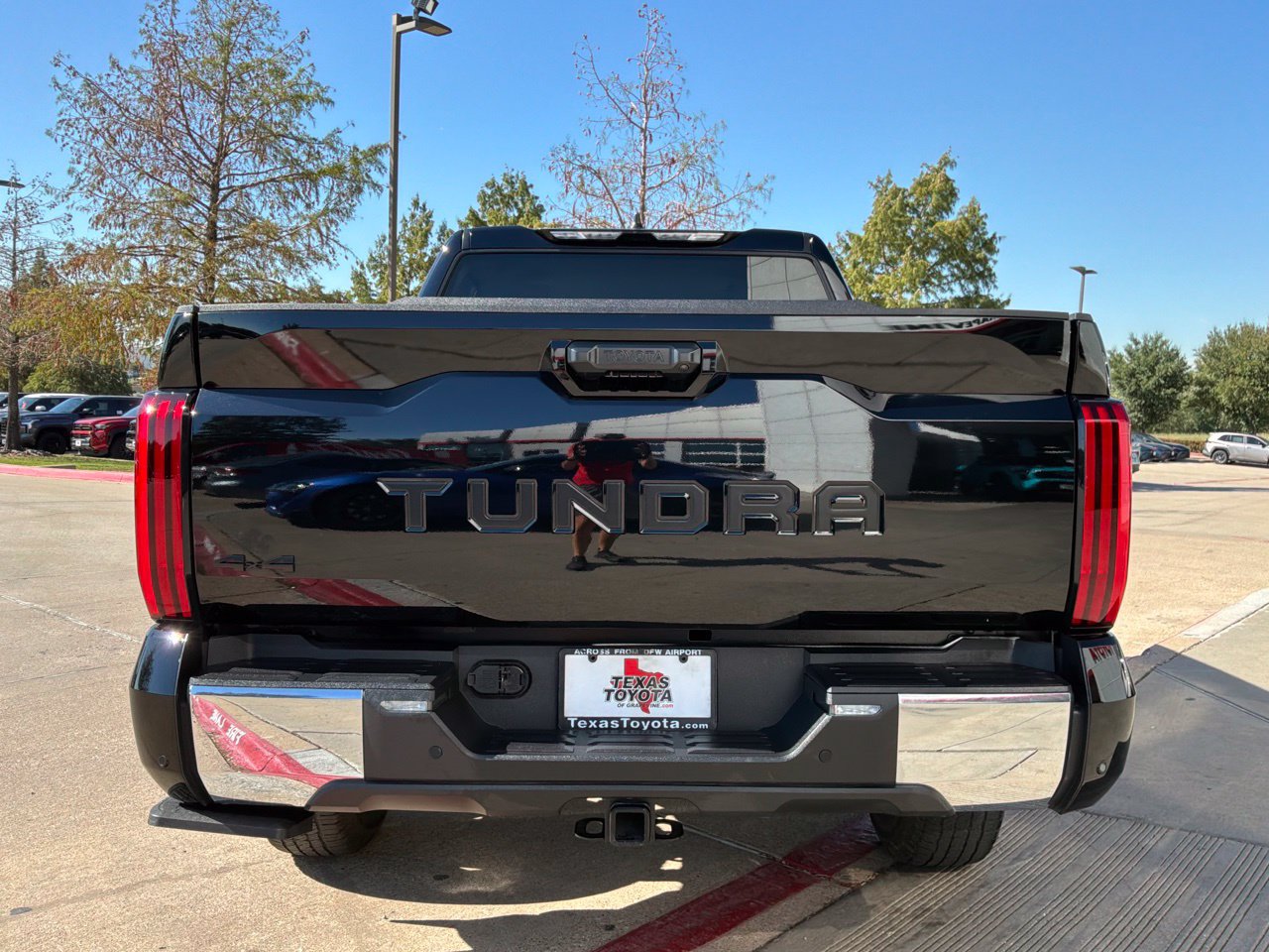 Used 2024 Toyota Tundra SR5 w/ TRD Off-Road Premium Package AWD/4WD image 7
