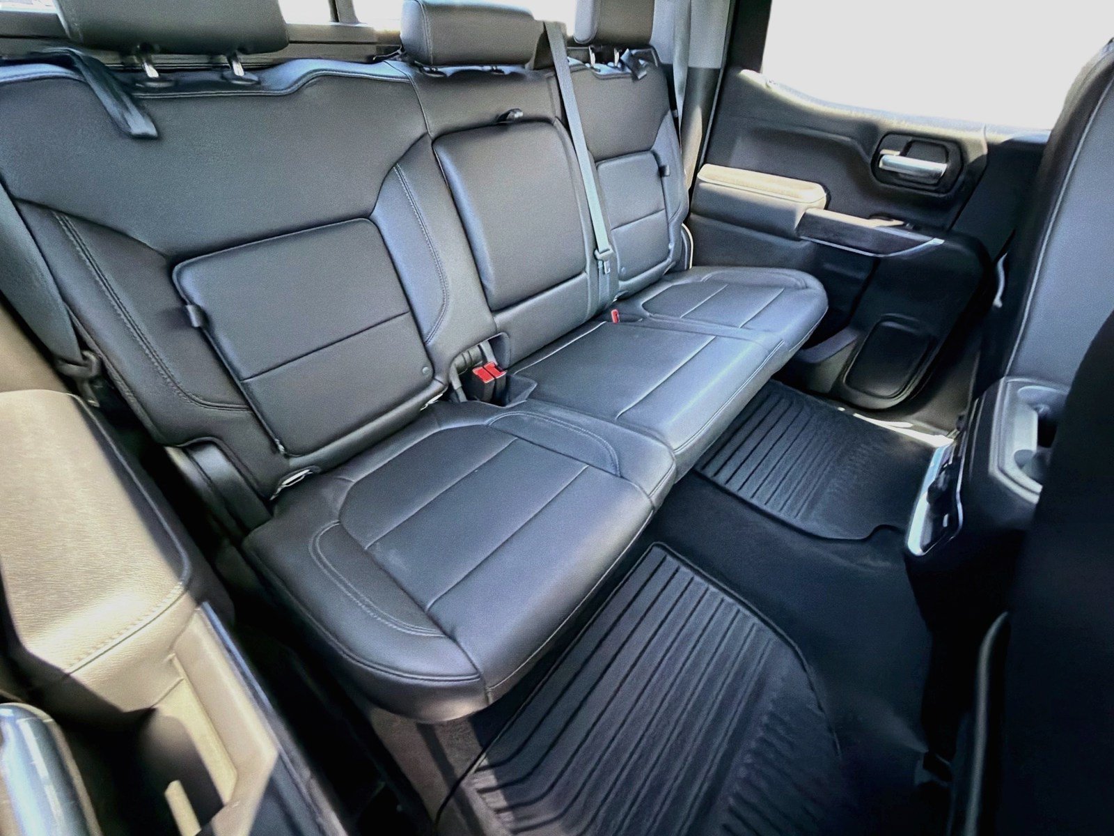 Used 2021 Chevrolet Silverado 1500 LTZ AWD/4WD image 14