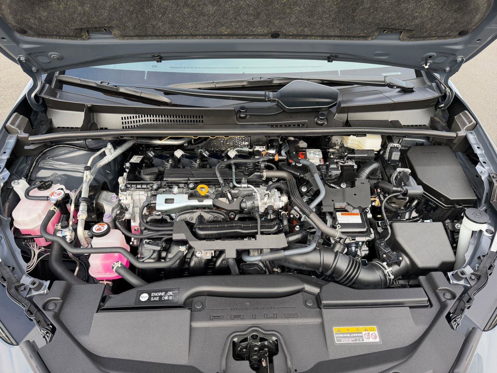 Used 2026 Toyota Prius XLE FWD image 24