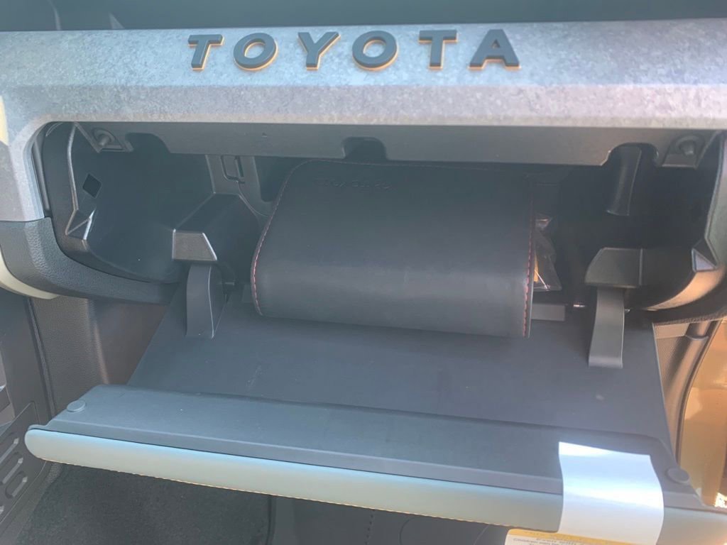 New 2025 Toyota Tacoma Trailhunter image 32