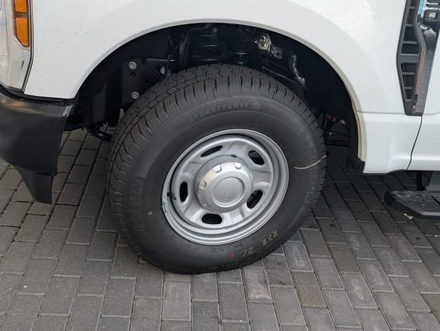 New 2026 Ford F250 XL image 4