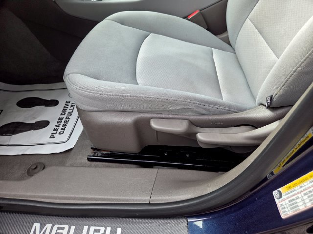 Used 2016 Chevrolet Malibu LS FWD image 12