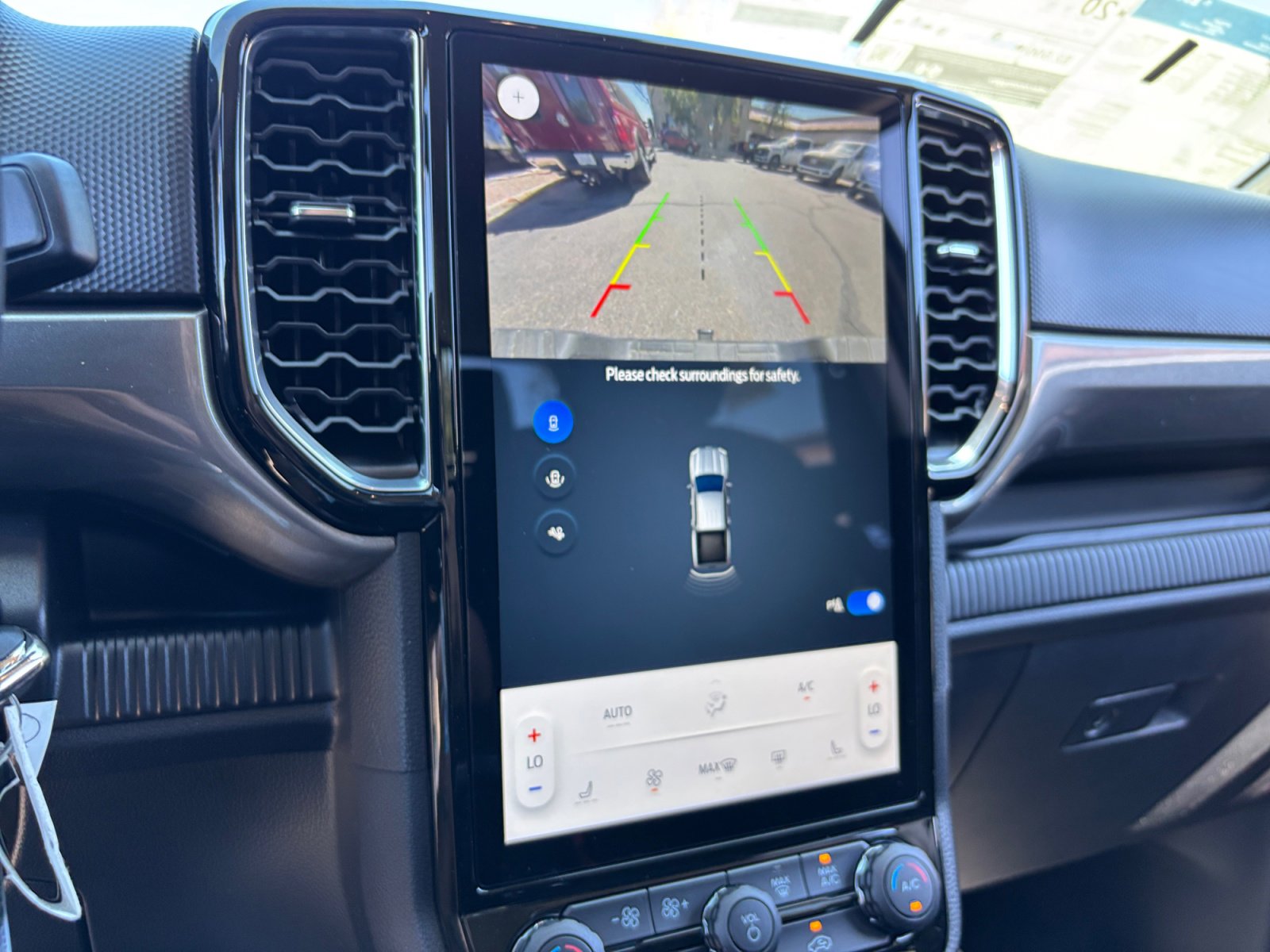 New 2026 Ford Ranger XLT w/ Equipment Group 301A High image 28