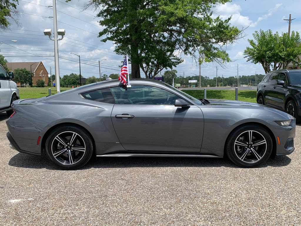 Used 2024 Ford Mustang Premium RWD image 2