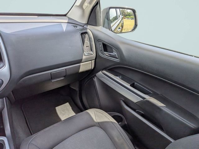 Used 2022 Chevrolet Colorado LT w/ Chrome Appearance Package RWD image 16