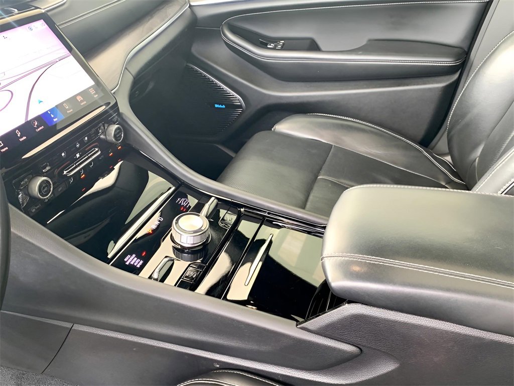 Used 2022 Jeep Grand Cherokee Overland w/ Luxury Tech Group IV image 44