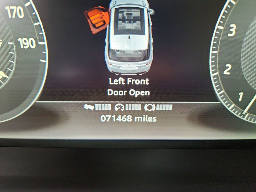 Certified 2017 Land Rover Range Rover Sport SVR image 21