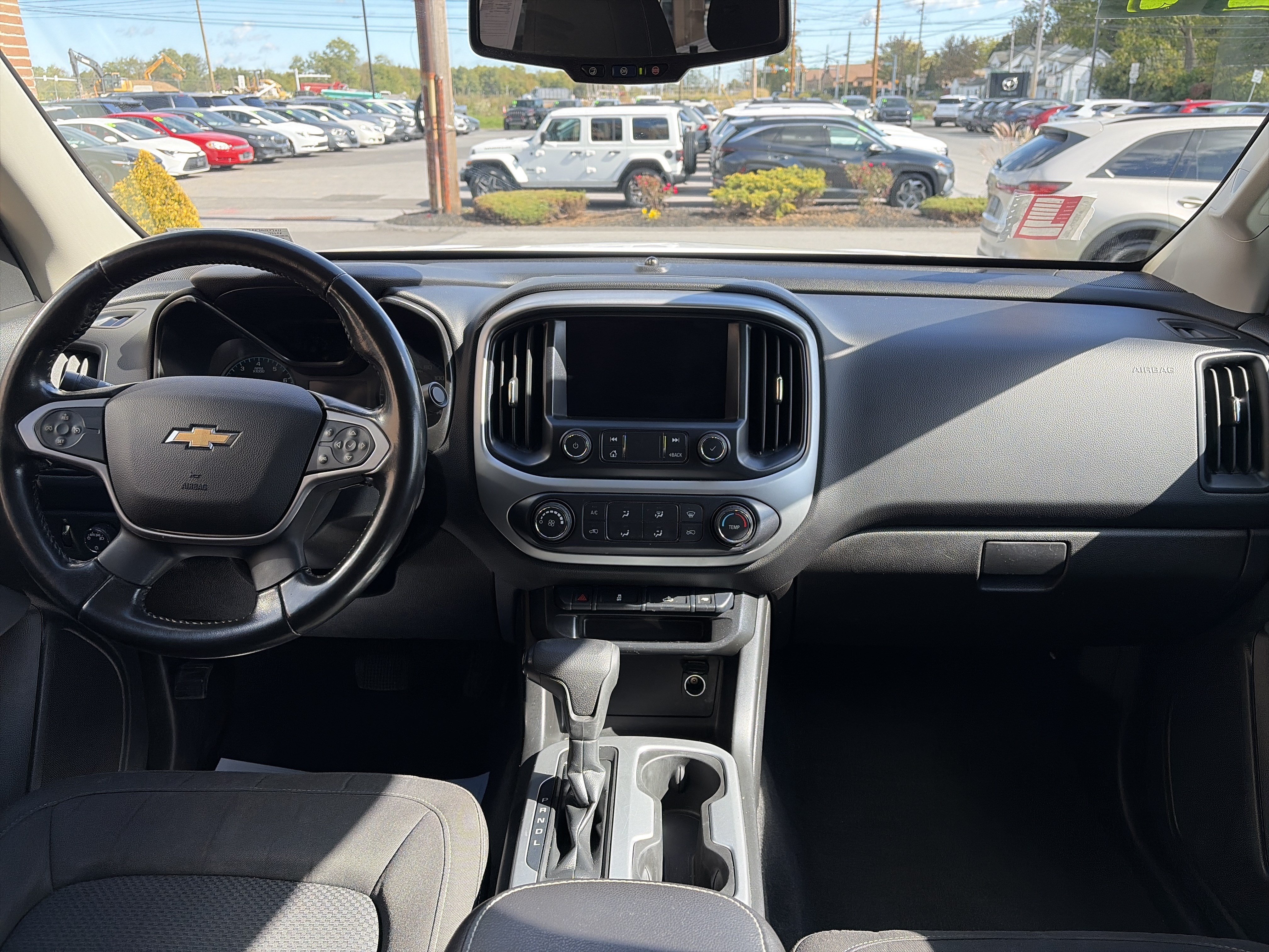 Used 2021 Chevrolet Colorado LT AWD/4WD image 14