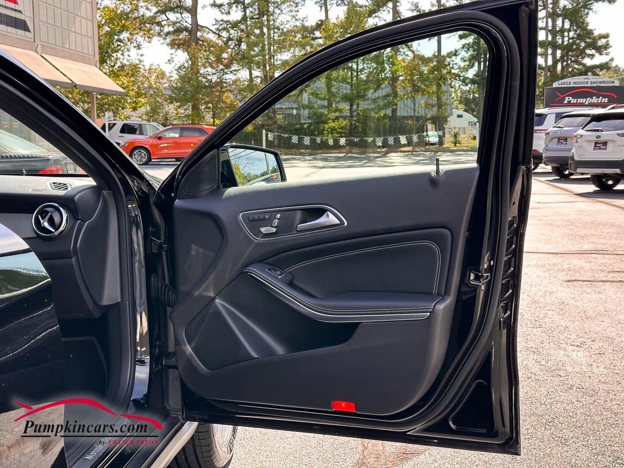 Used 2019 Mercedes-Benz GLA 250 4MATIC image 21