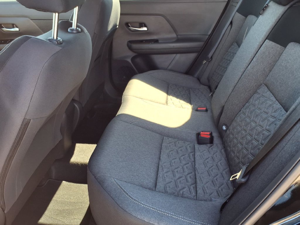 Used 2025 Nissan Kicks SV w/ Interior Electronics Package AWD/4WD image 14