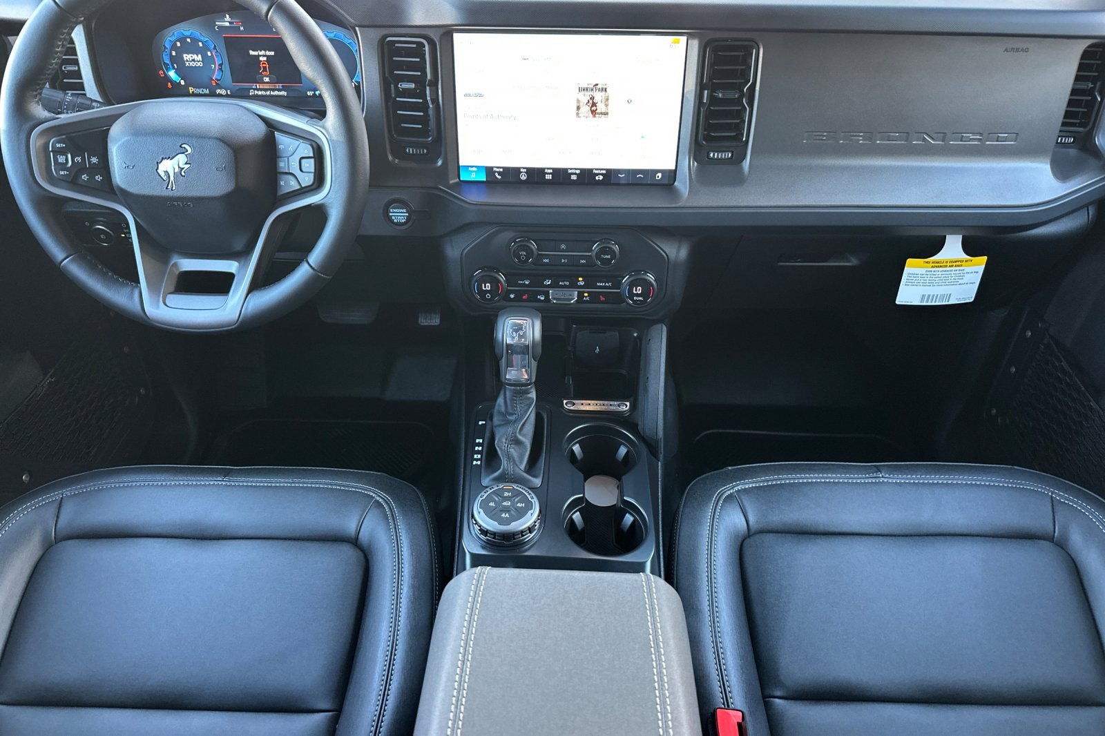 New 2025 Ford Bronco Badlands image 13