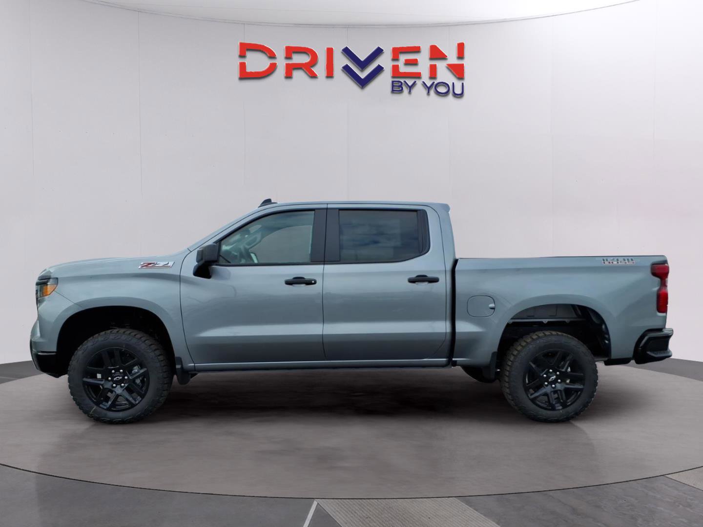 New 2026 Chevrolet Silverado 1500 Custom Trail Boss w/ LPO, Dark Essentials Package AWD/4WD image 2