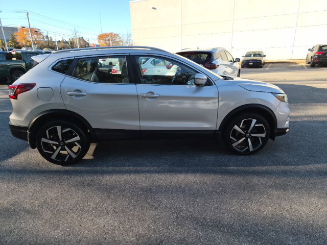 Used 2020 Nissan Rogue Sport SL w/ Premium Package AWD/4WD image 2