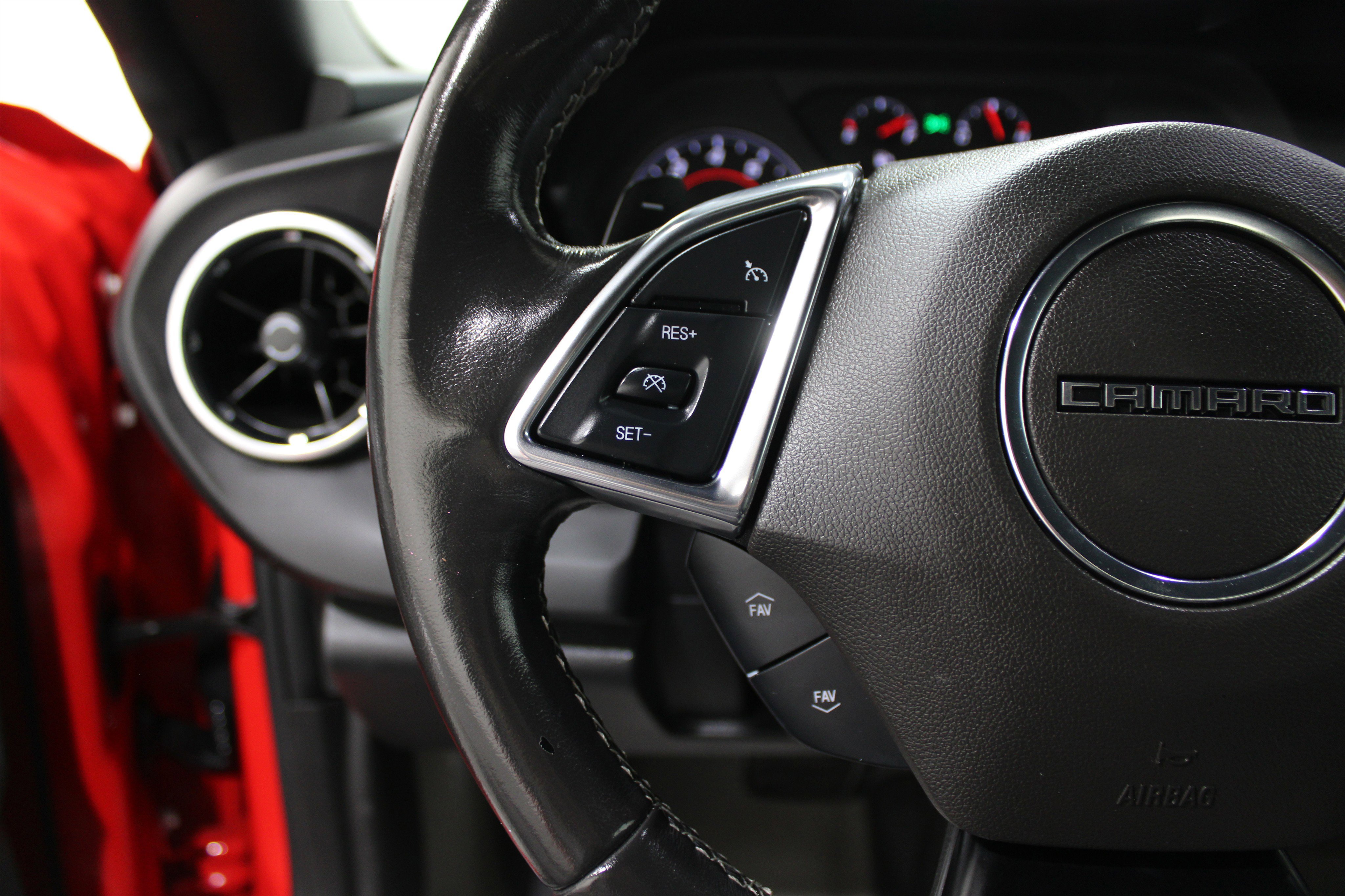 Used 2023 Chevrolet Camaro LT image 10