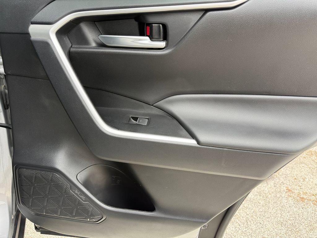 Certified 2024 Toyota RAV4 XLE FWD image 20