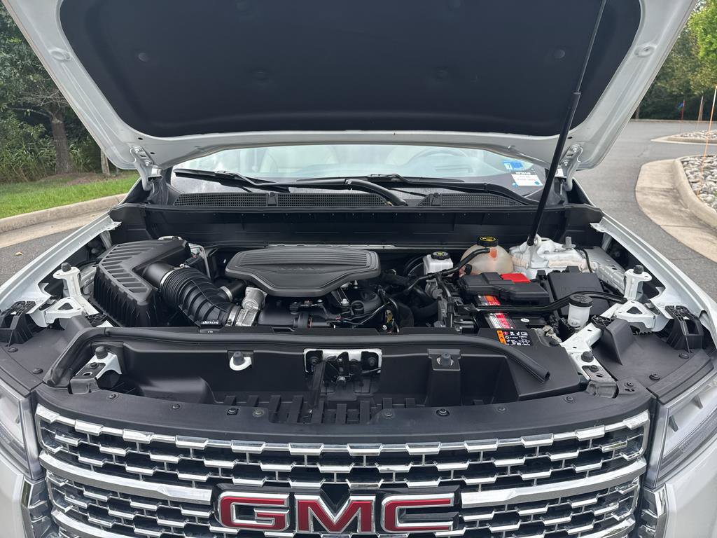 Used 2020 GMC Acadia Denali w/ Denali Ultimate Package AWD/4WD image 38