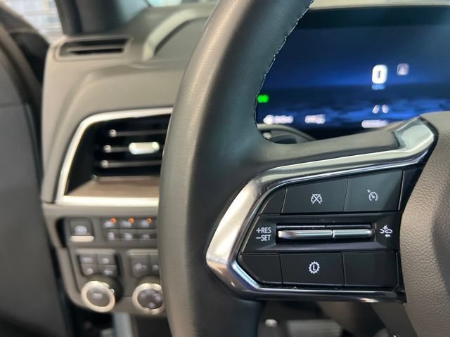 Used 2025 Chevrolet Suburban LT AWD/4WD image 15