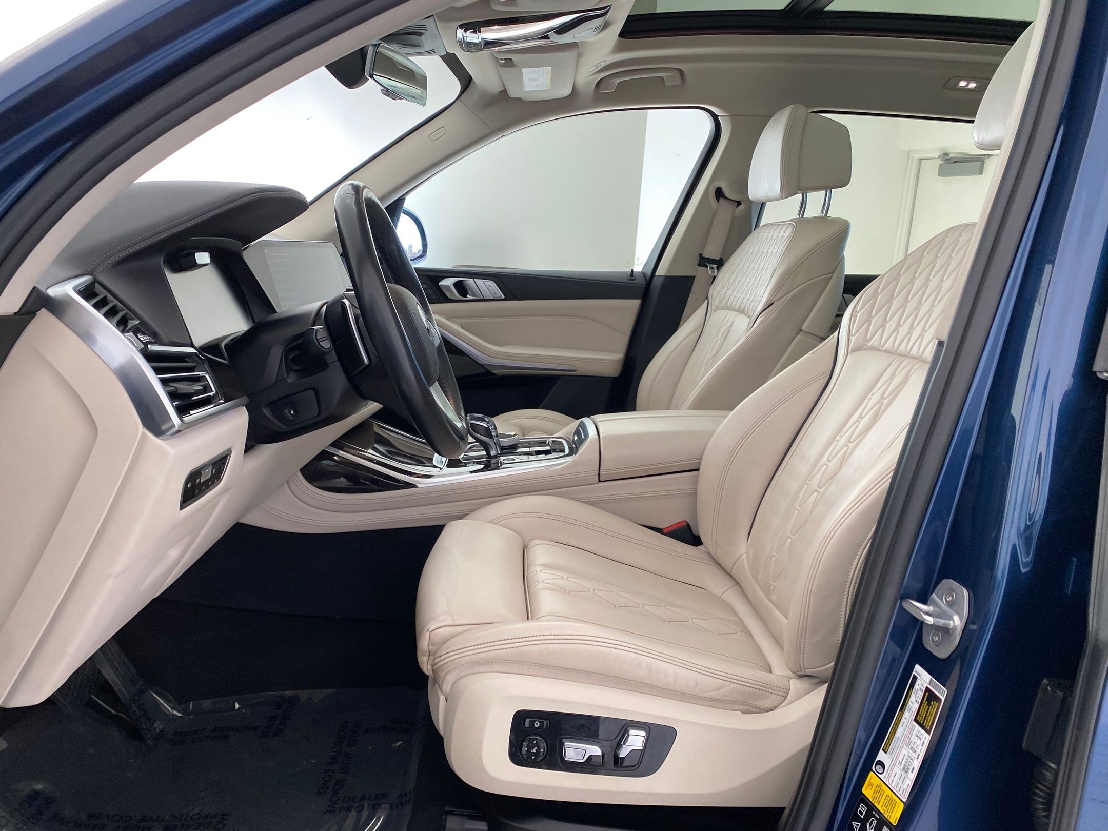 Used 2019 BMW X7 xDrive50i image 4