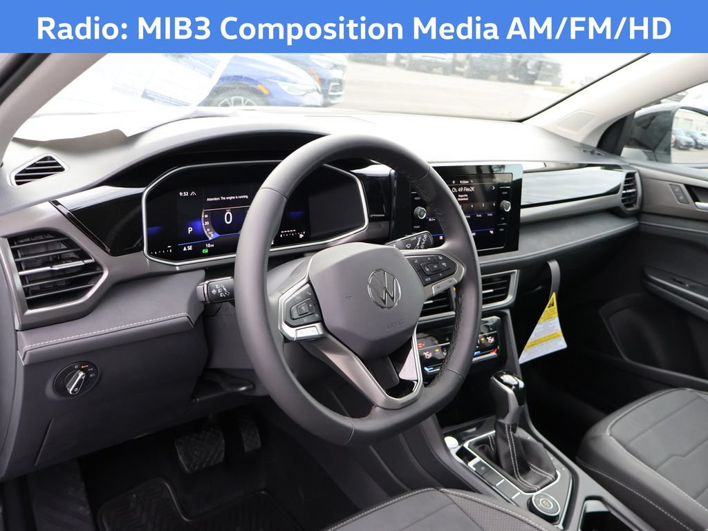 New 2026 Volkswagen Taos SE AWD/4WD image 3