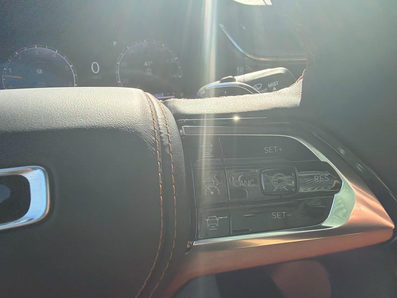 New 2025 Jeep Grand Cherokee L Summit AWD/4WD image 23