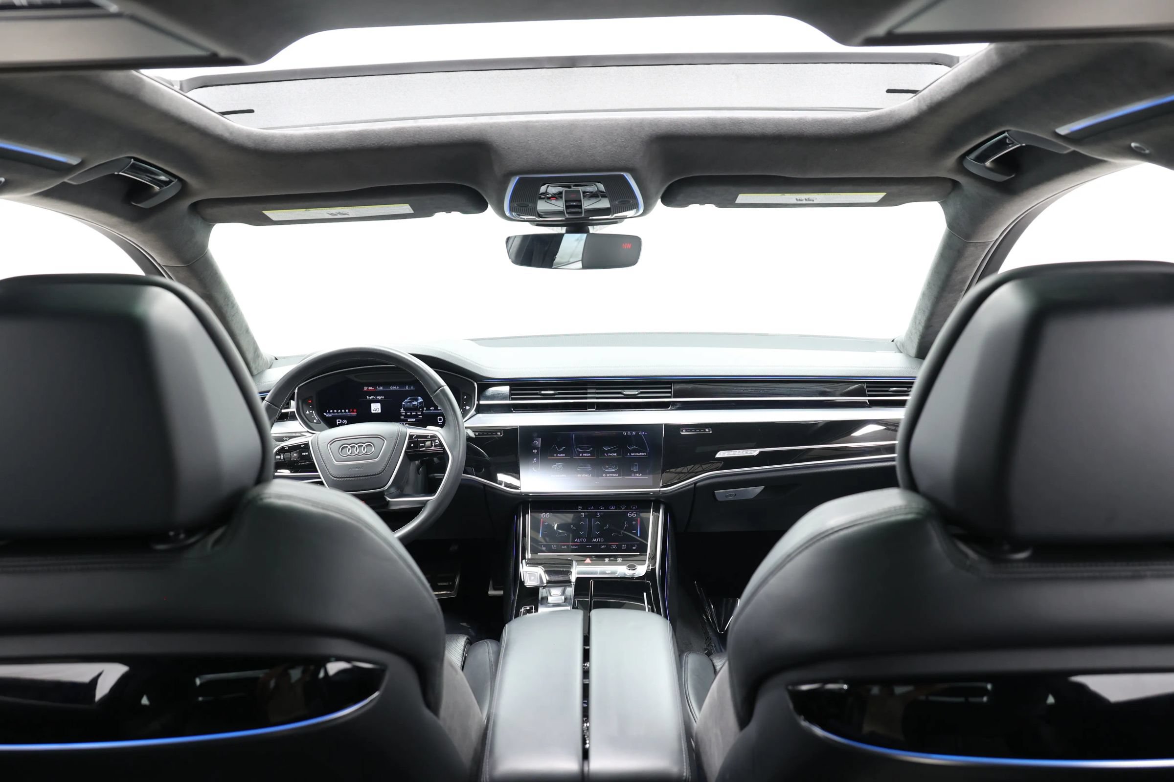 Used 2020 Audi S8 L w/ S8 Executive Package AWD/4WD image 22