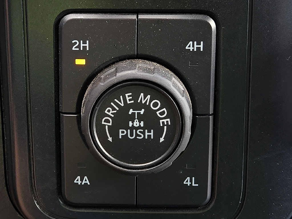 Used 2025 Ford F150 Raptor AWD/4WD image 17