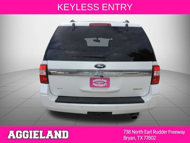 Used 2016 Ford Expedition XLT w/ Equipment Group 202A RWD image 5