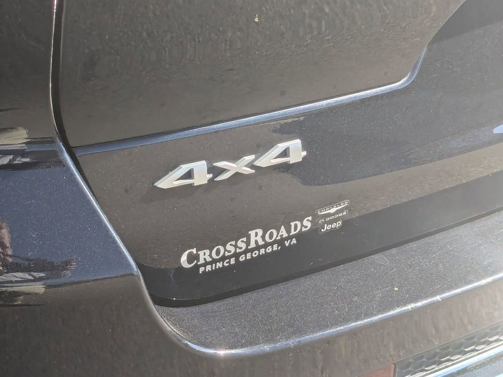 Used 2024 Jeep Grand Cherokee L Overland w/ Rear Seat Video Group I image 12