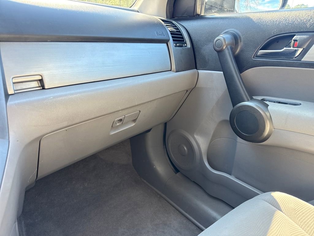 Used 2011 Honda CR-V LX image 24