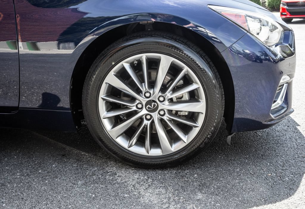 Used 2022 INFINITI Q50 Luxe AWD/4WD image 4