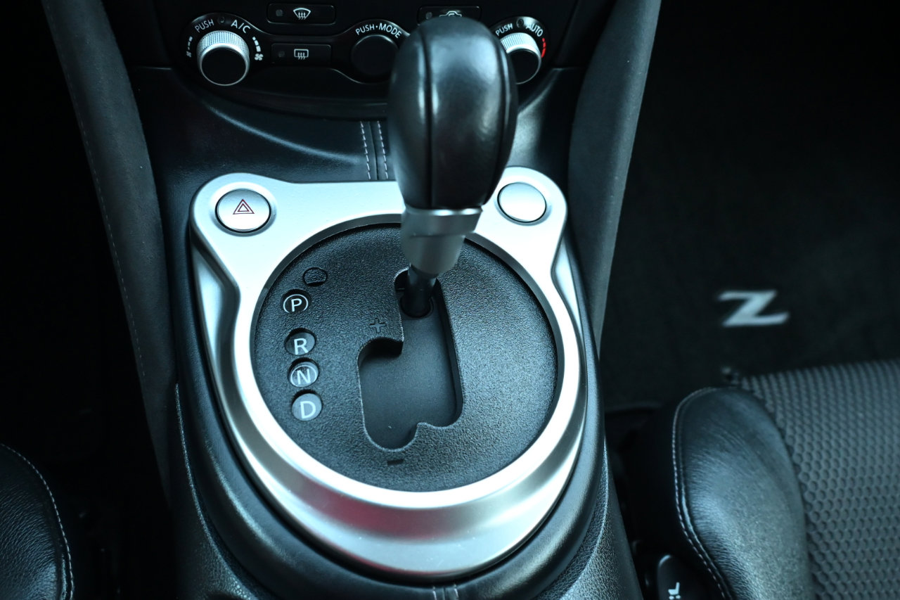 Used 2014 Nissan 370Z Touring w/ Sport Package image 22