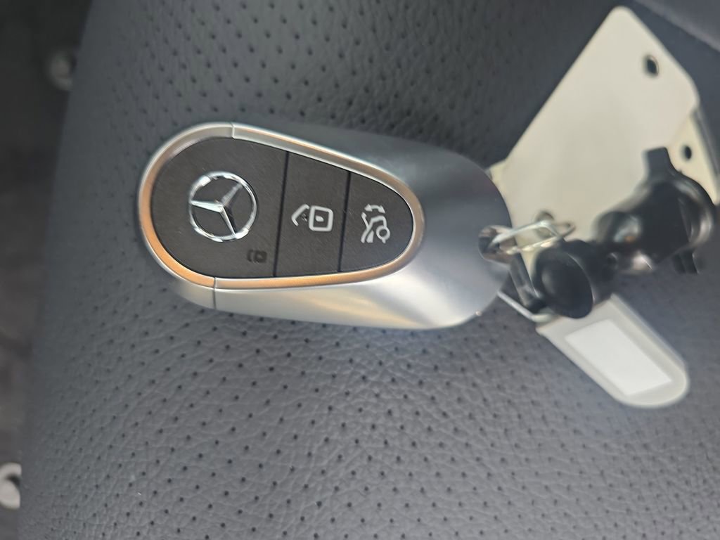 New 2026 Mercedes-Benz CLE 450 4MATIC Coupe image 29