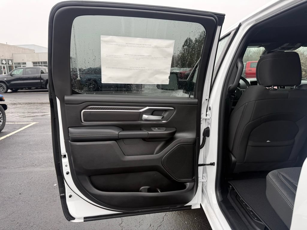 New 2026 RAM 1500 Big Horn AWD/4WD image 31