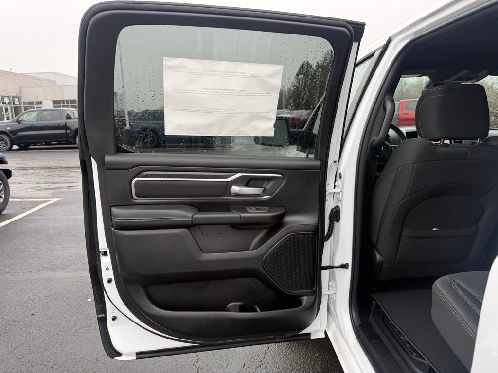 New 2026 RAM 1500 Big Horn AWD/4WD image 31
