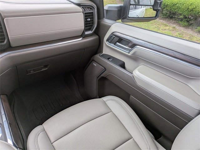 Used 2024 GMC Sierra 2500 SLT w/ SLT Premium Package image 20