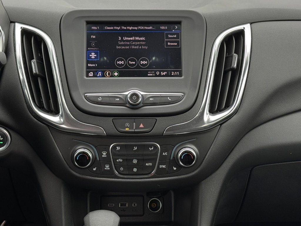 Used 2022 Chevrolet Equinox LT image 13