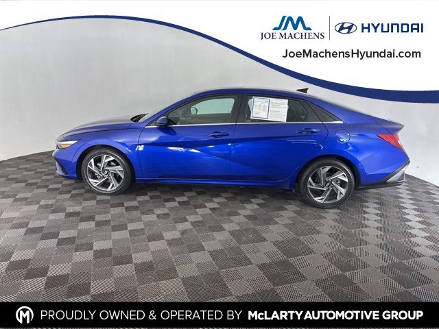 Used 2024 Hyundai Elantra SEL w/ Convenience Package image 9