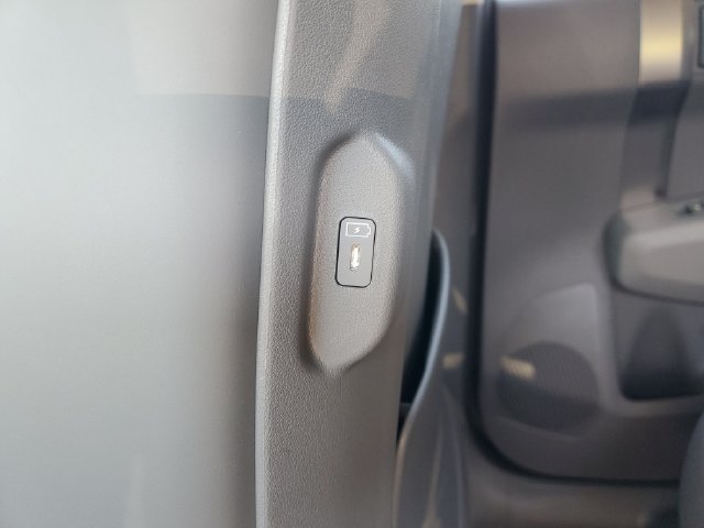 New 2027 Kia EV3 Wind FWD image 18
