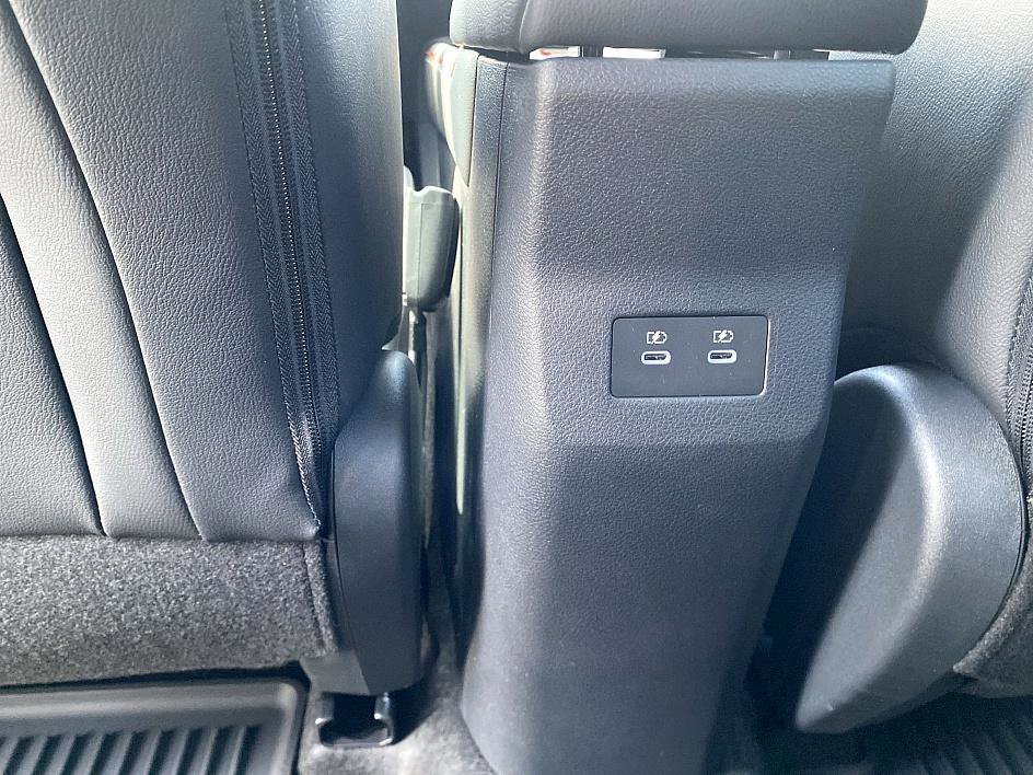 New 2025 Nissan Kicks SR w/ Interior Electronics Package image 20