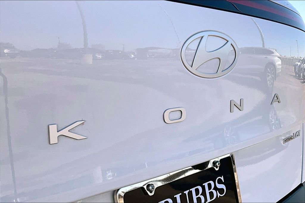 Used 2024 Hyundai Kona Limited image 43
