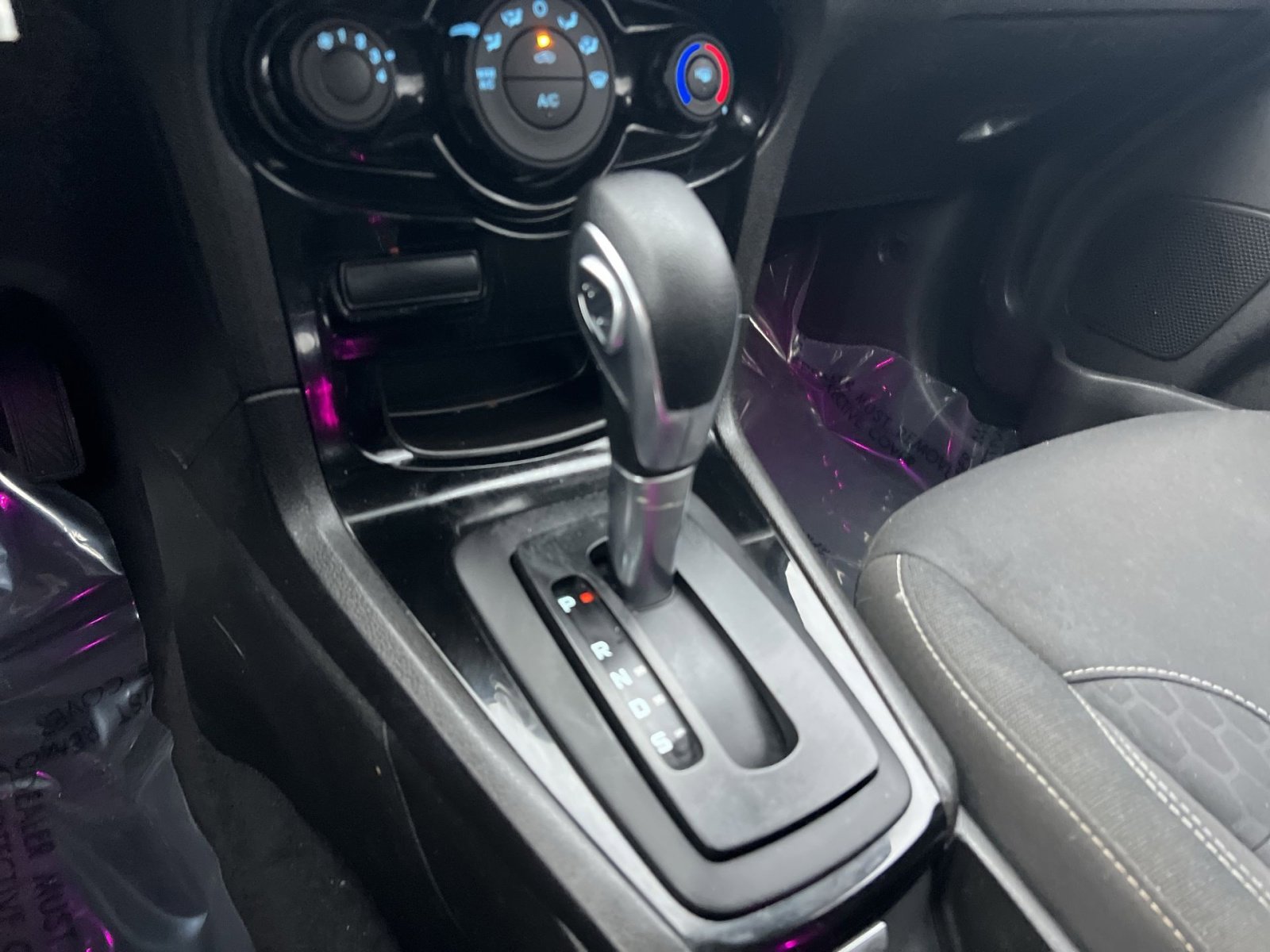 Used 2019 Ford Fiesta SE w/ Equipment Group 201A image 20