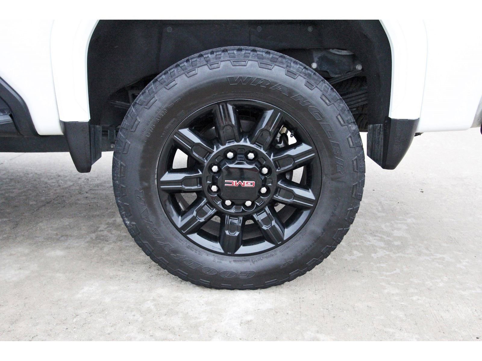 Used 2024 GMC Sierra 2500 AT4 w/ Max Trailering Package image 30