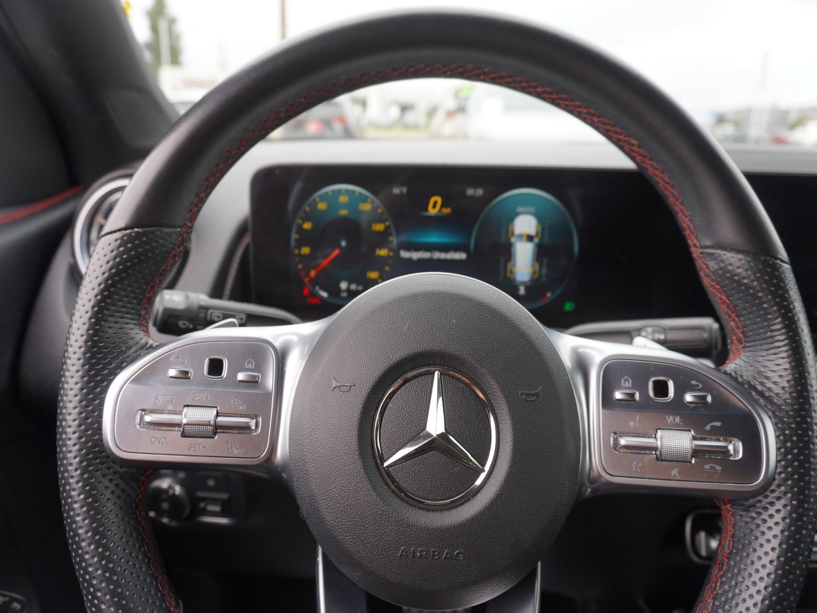 Used 2022 Mercedes-Benz GLB 250 4MATIC image 26