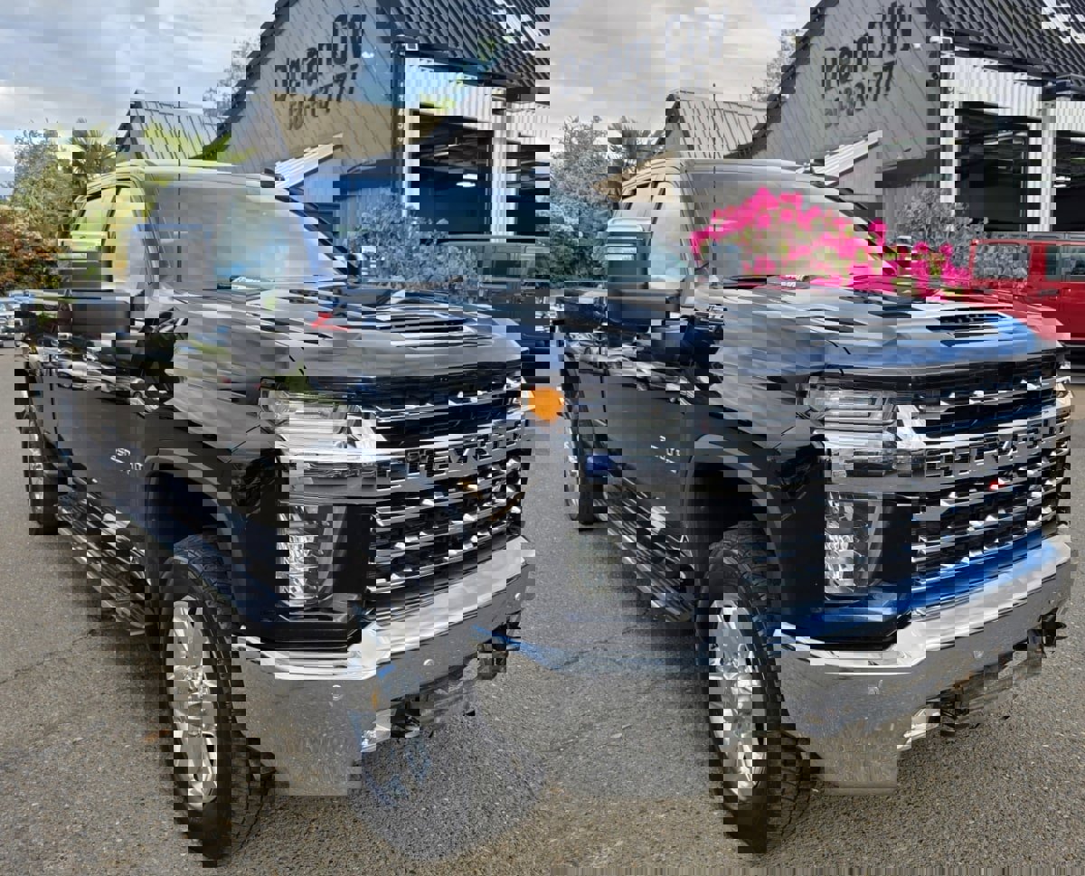 Used 2021 Chevrolet Silverado 3500 LTZ w/ LTZ Premium Package image 1