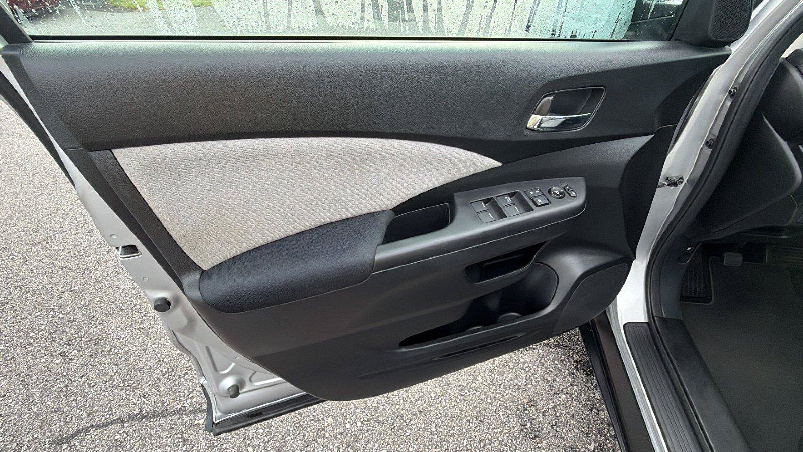 Used 2015 Honda CR-V EX image 15