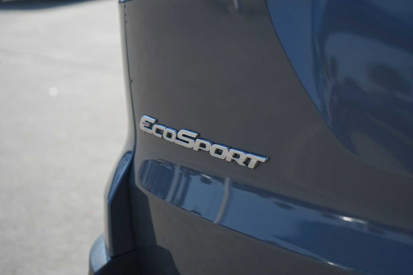 Used 2019 Ford EcoSport SE image 8