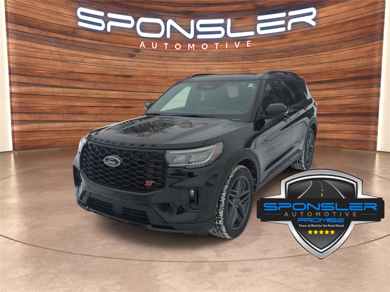 Used 2025 Ford Explorer ST image 1